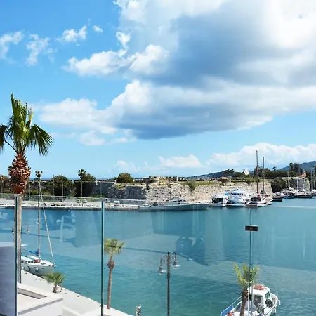 Hotel Kosta Palace 4*