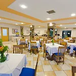 ホテル コスタ パレス 4*