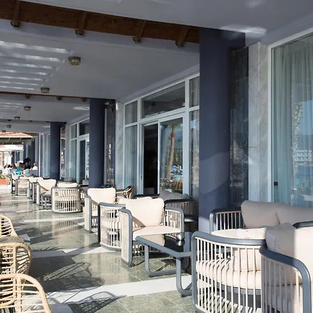 Szálloda Kosta Palace 4*