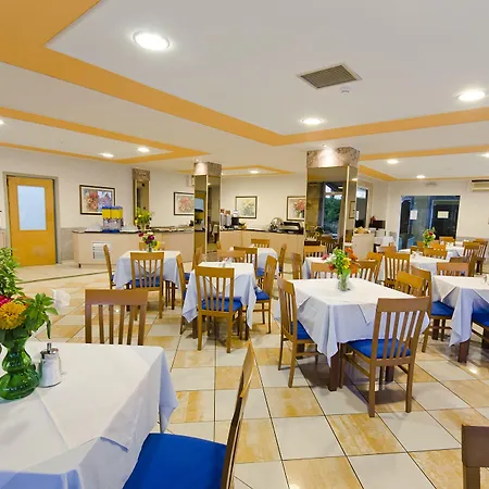 Otel Kosta Palace 4*
