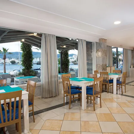 Otel Kosta Palace İstanköy