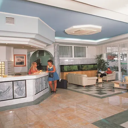 Hotel Kosta Palace 4*