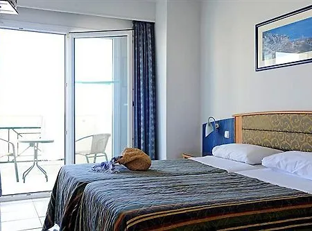 Kosta Palace 4*