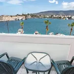 Kosta Palace Ξενοδοχείο 4*