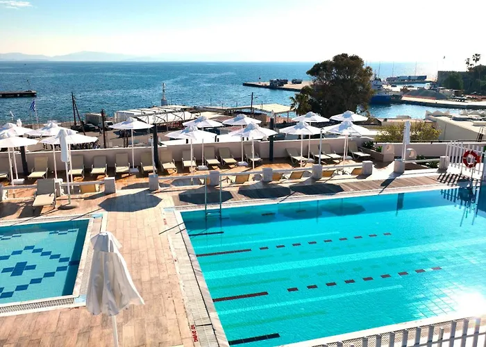 Kosta Palace Отель 4*