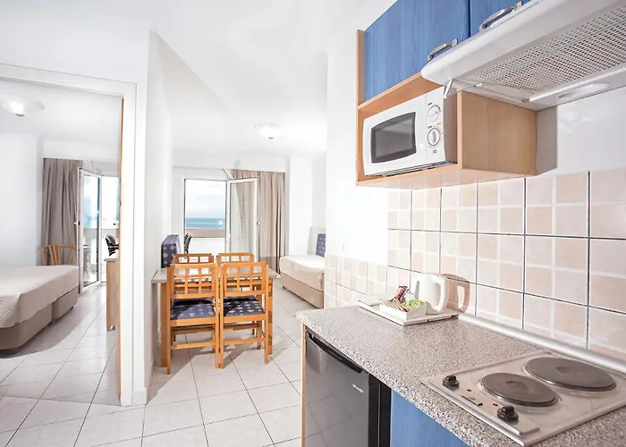 Kosta Palace 4*