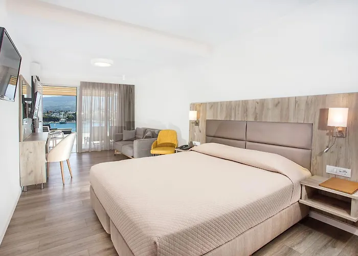 Kosta Palace 4* İstanköy